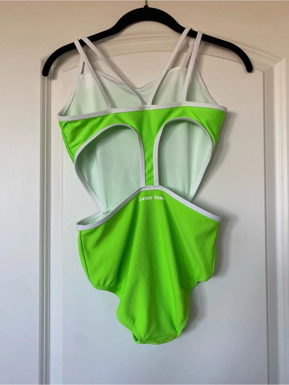 Every Turn Size 14 XS
